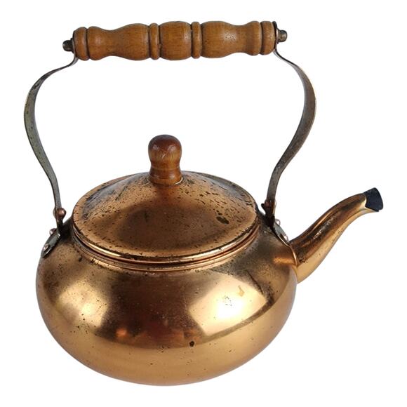 Vintage Copper Wood Handle Teapot Kettle Country Farmhouse Primitive Rustic - Picture 1 of 4